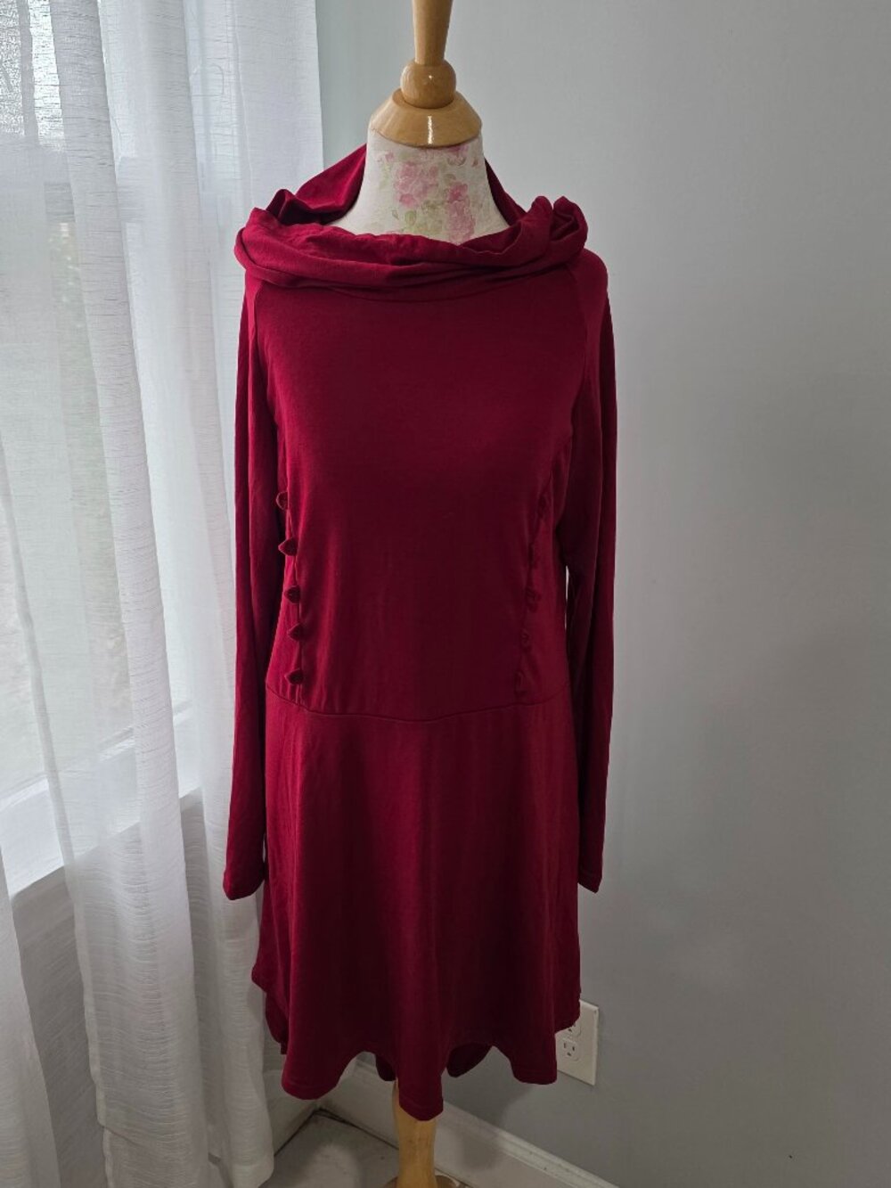 Red Hooded Dress ~ size M ~ Woman's